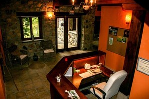 Reception - Eco Hotel Rural Angiz (Busturia)