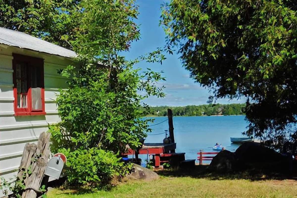 Traditional Cottage, 1 Double Bed, Kitchen, Bay View (Waterfront Cottage 4) | View from room