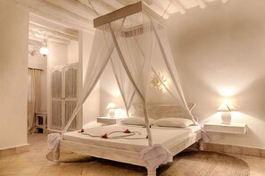 Sábanas de algodón egipcio, ropa de cama de alta calidad y minibar 