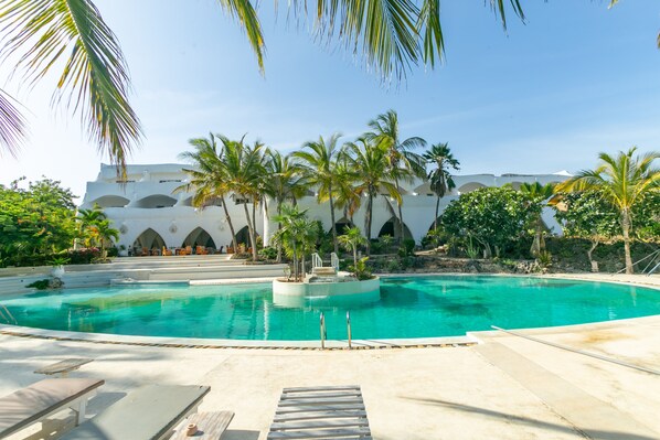 Alberca al aire libre 