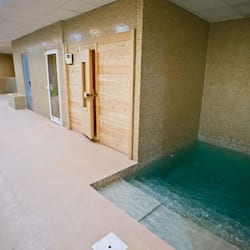 Sauna, steam room, Turkish bath, body treatments, hydrotherapy, facials
