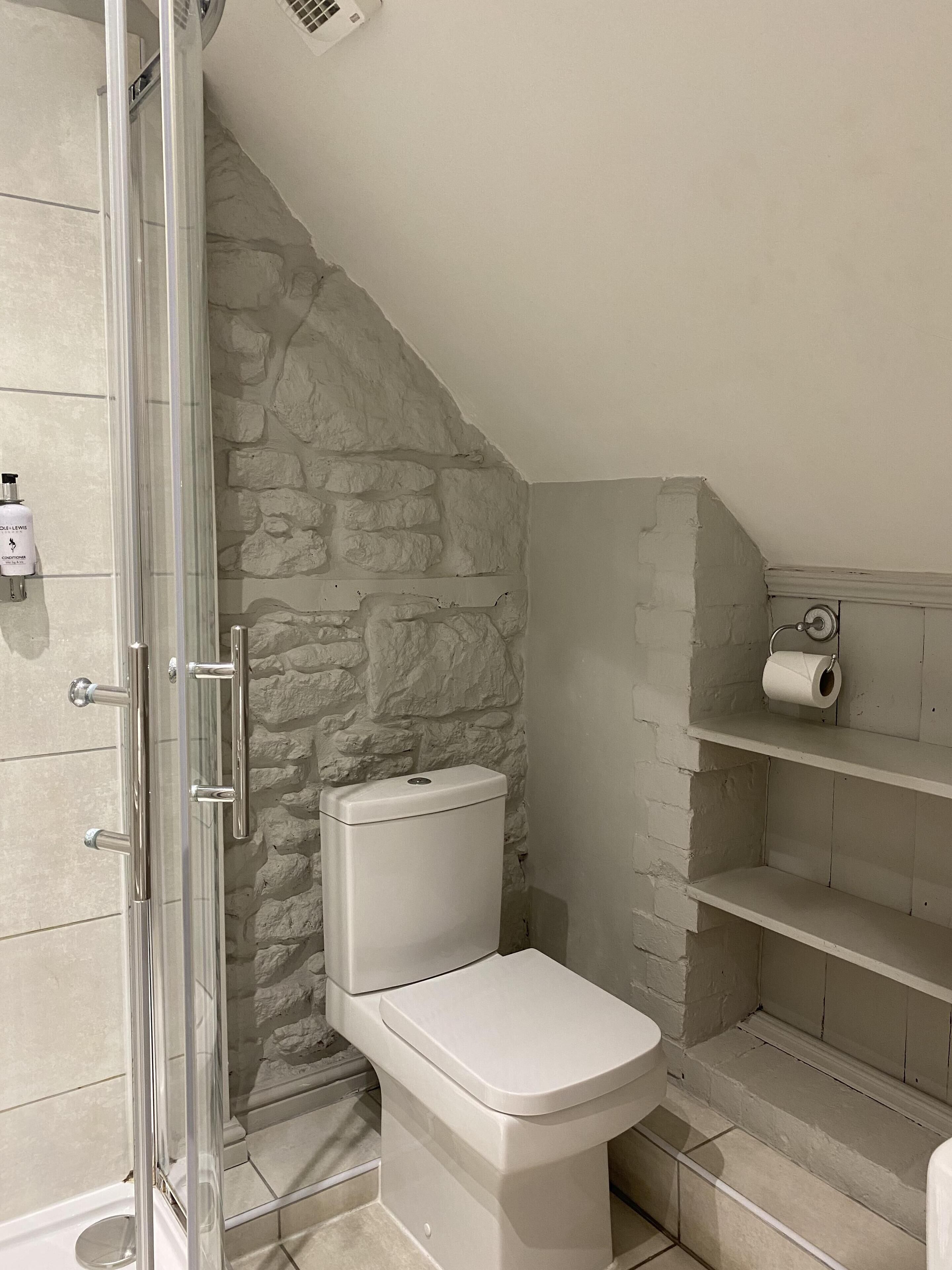 superior double room, ensuite (room 8) | bathroom