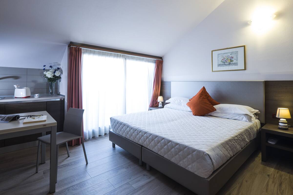Apartment (per 2 persone) | In-room safe, cribs/infant beds, free WiFi, bed sheets