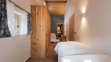 Coffres-forts dans les chambres, Wi-Fi gratuit, draps fournis