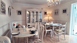 Petit déjeuner servi en supplément