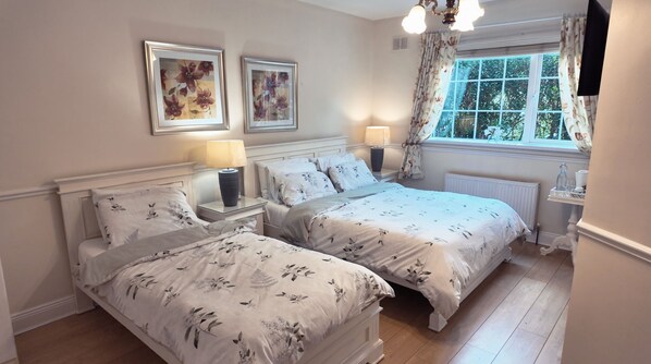 Triple Room, Ensuite