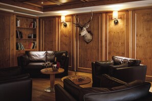 Poolside bar - Sayonara Nature & Wellness Hotel (Primiero San Martino di Castrozza)