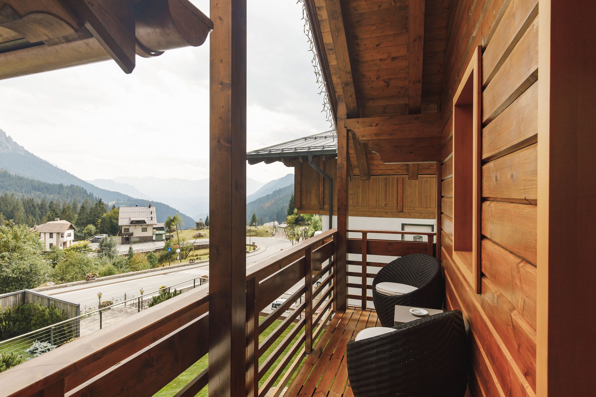 Suite, Balcony, Mountain View | Premium bedding, down comforters, pillowtop beds, minibar