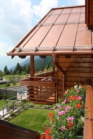 Suite - balkon - bjergudsigt | Udsigt fra balkon