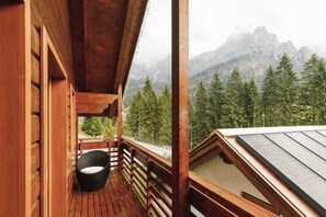 Suite, Balcony, Mountain View | Premium bedding, down comforters, pillowtop beds, minibar - Sayonara Nature & Wellness Hotel (Primiero San Martino di Castrozza)