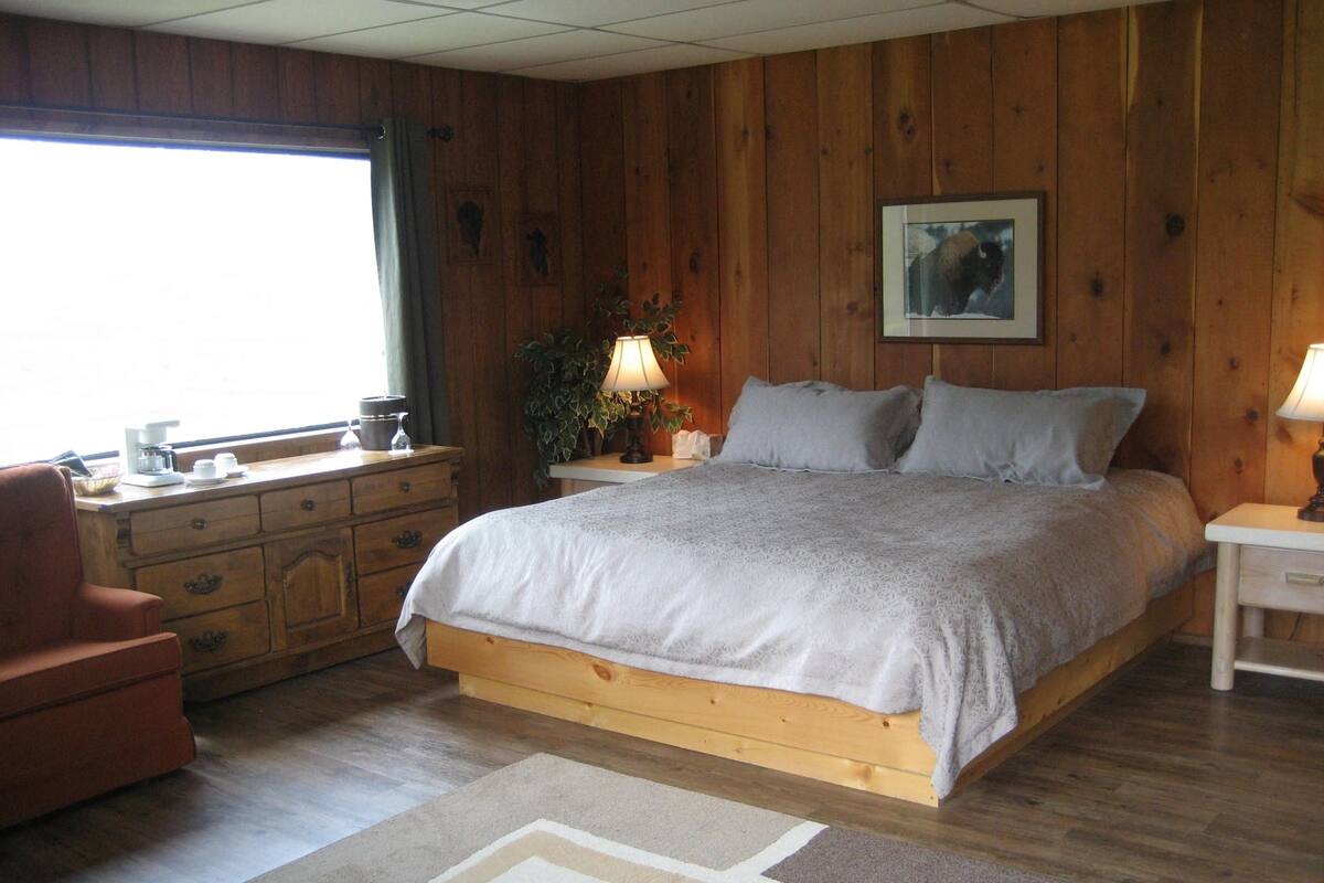 Premium bedding, free rollaway beds, free WiFi