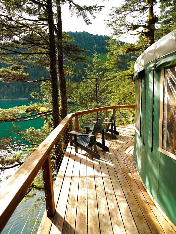 Cabin, Multiple Beds, Ocean View, Oceanfront | Terrace/patio