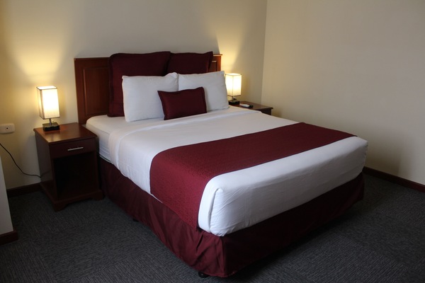 Single Room, 1 Bedroom | Desk, iron/ironing board (on request)