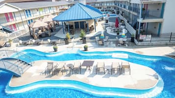 Standard Room, 2 Queen Beds, Balcony, Pool View