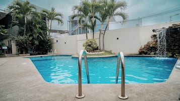 Outdoor pool, pool umbrellas