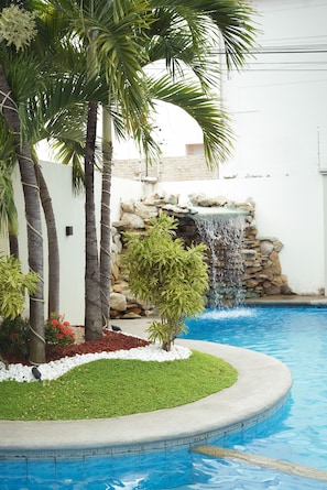Outdoor pool, pool umbrellas