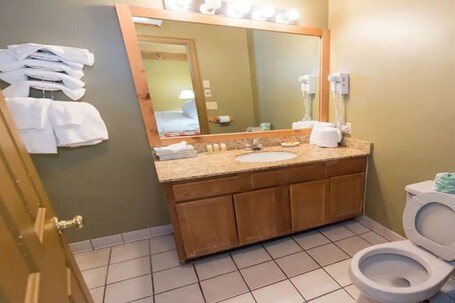 Timbers Lodge - Image 19