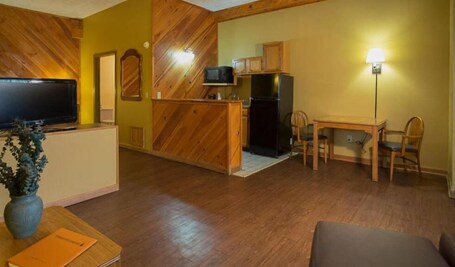 Timbers Lodge - Image 17