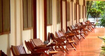 Ilan Ilan Caribbean Lodge