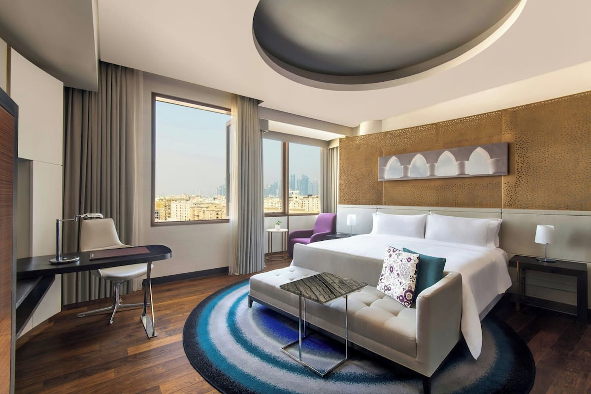 Kamar Eksekutif, 1 Tempat Tidur Double, Boleh Merokok | 1 kamar tidur, seprai premium, dan selimut bulu angsa