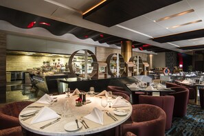 Daily cooked-to-order breakfast (QAR 130 per person) - The Westin Doha Hotel & Spa (Doha)