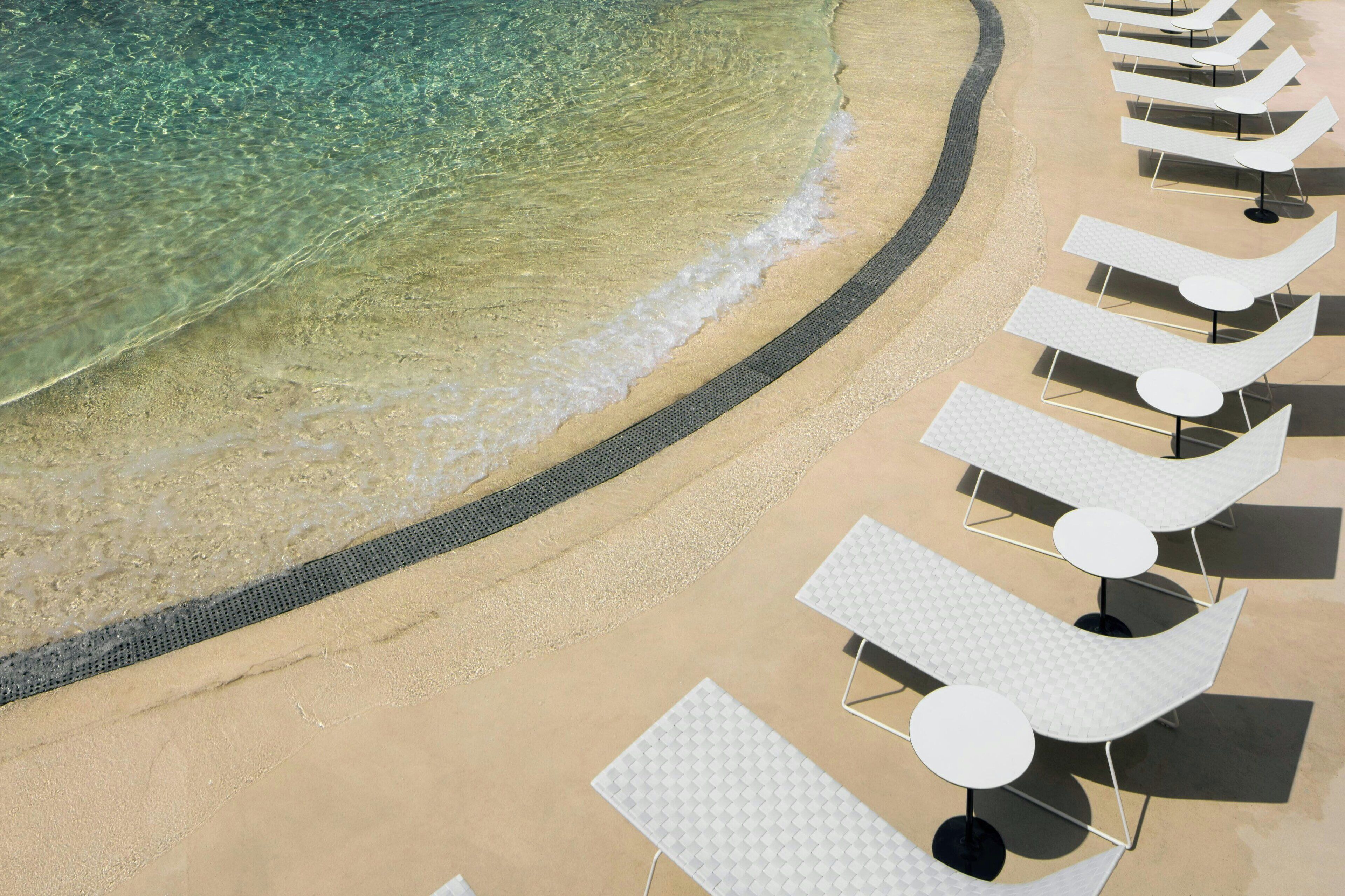 indoor pool, outdoor pool, open 7:00 am to 9:00 pm, pool umbrellas