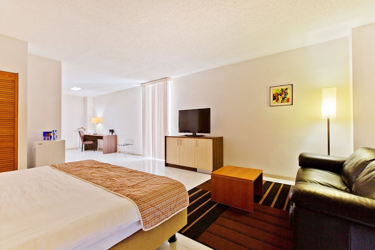 Minibar, in-room safe, desk, blackout curtains