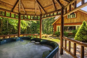 Klassiek huisje (Cooper Creek Side Cabin) | Kamervoorziening