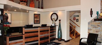 Roosevelt Inn and Suites