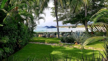 Luxury Suite, 1 Bedroom, Bayview | Vista a la playa o el mar