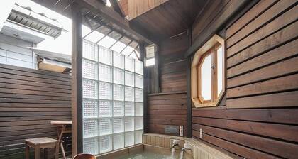 Phoenix Pavilion Hot Spring Hotel