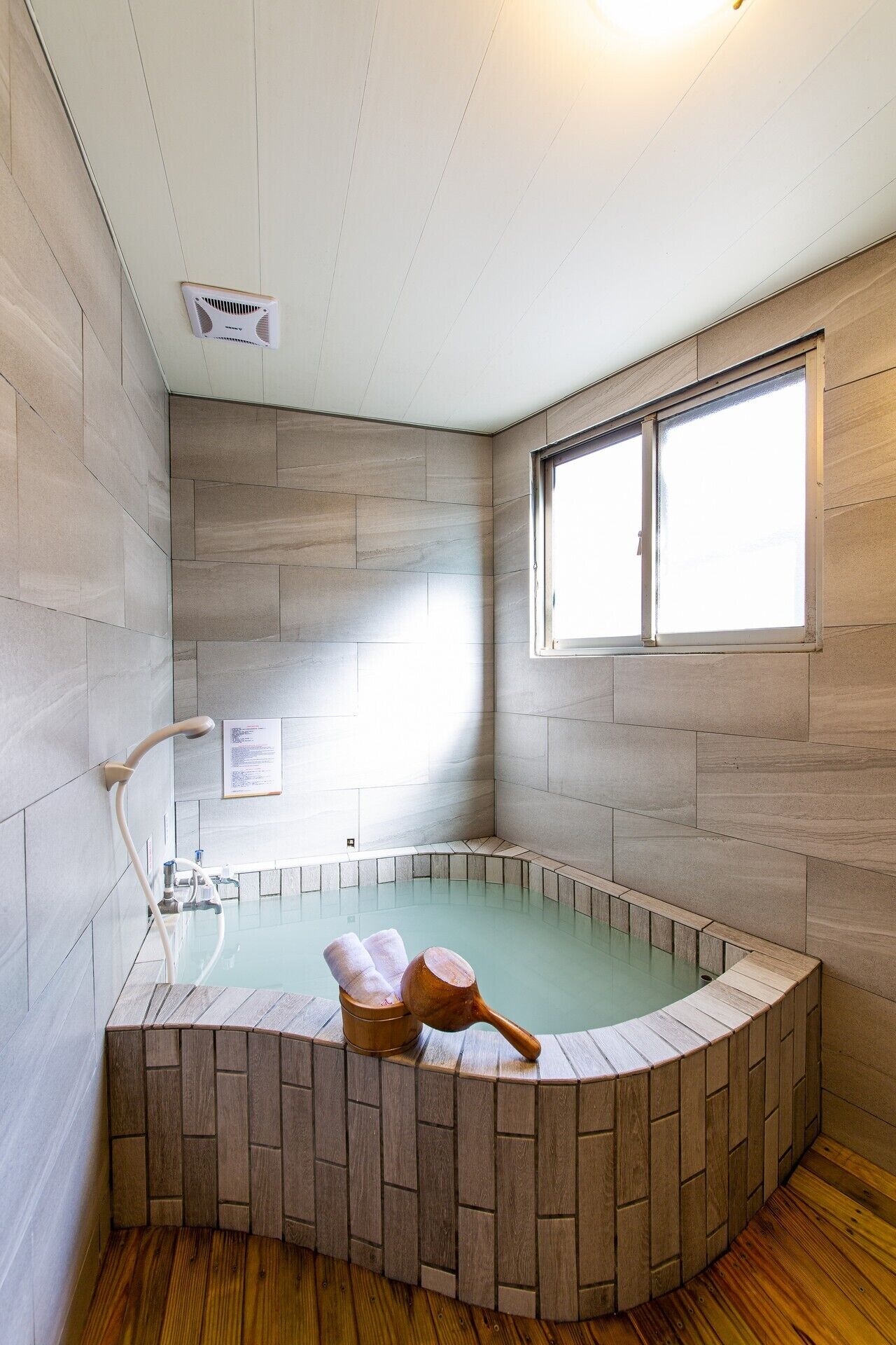 Photo - Phoenix Pavilion Hot Spring Hotel