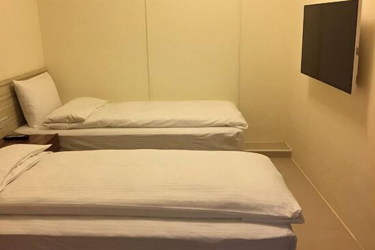 Caja de seguridad en la habitación, insonorización y wifi gratis