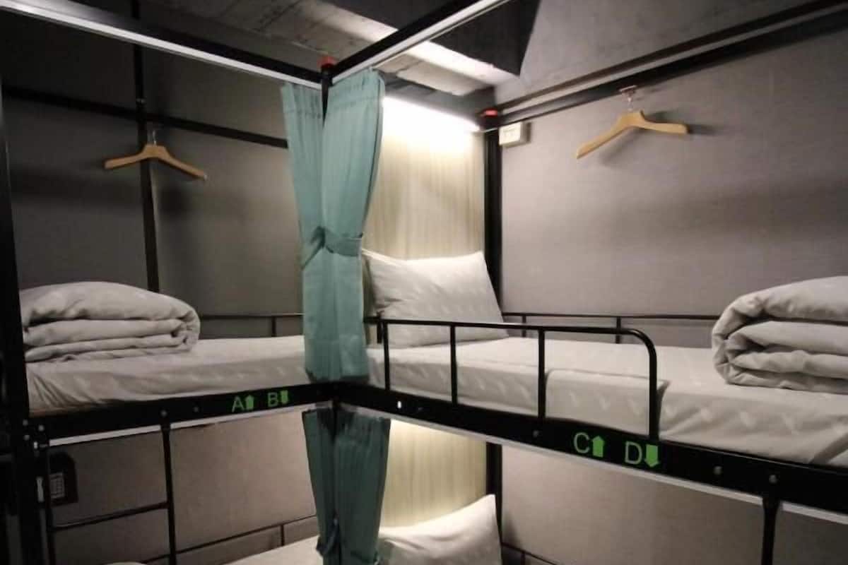 Caja de seguridad en la habitación, insonorización y wifi gratis