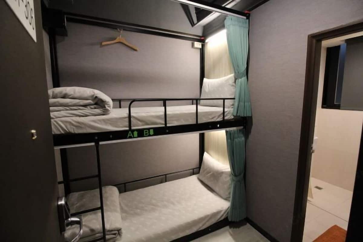 Caja de seguridad en la habitación, insonorización y wifi gratis