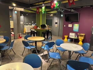 Dining - Backpackers Hostel-Ximending branch (Taipei)