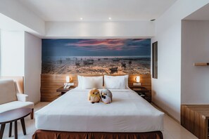 Deluxe Double Room | In-room safe, desk, soundproofing, free WiFi - Ascent Premiere Hotel and Convention (Malang)