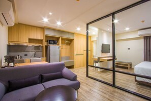 32-tommers tv med kabelkanaler