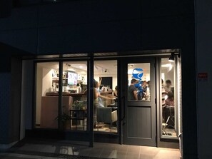 Exterior - Hostel Teltel Bouzu (Osaka)