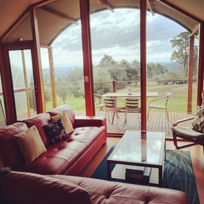 Superior Chalet, 2 Bedrooms | 2 bedrooms, pillow-top beds, individually decorated - Tennessee Hill Chalets (Lowlands)