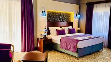 Literie de qualité supérieure, minibar, coffres-forts dans les chambres