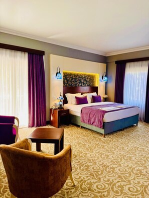 Dobbeltrom – deluxe, 1 soverom, ikke-røyk | Sengetøy av topp kvalitet, minibar og safe på rommet