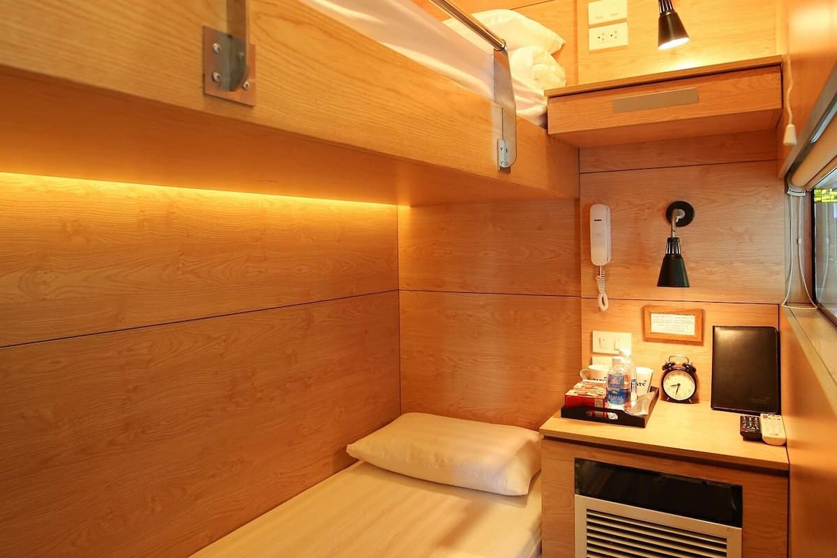 基本雙人或雙床房 | 書桌、免費 Wi-Fi、床單