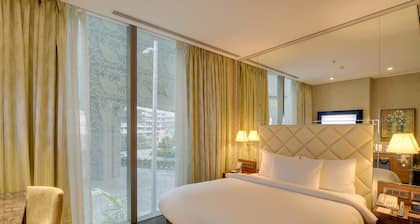 Niranta Airport Transit Hotel & Lounge Terminal 2 Arrivals
