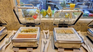 Daily buffet breakfast (INR 500 per person)