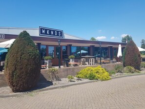 Exterior - Amicitia Hotel (Sneek)