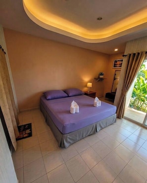 Standard Room | Desk, free WiFi