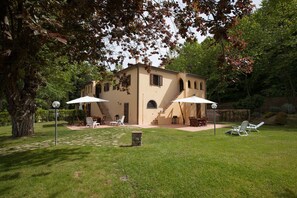Exterior - Badia Di Morrona (Terricciola)
