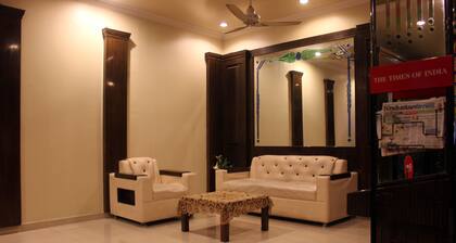 OYO 497 Hotel Welcome Palace
