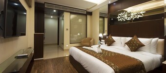 Hotel Golden Grand